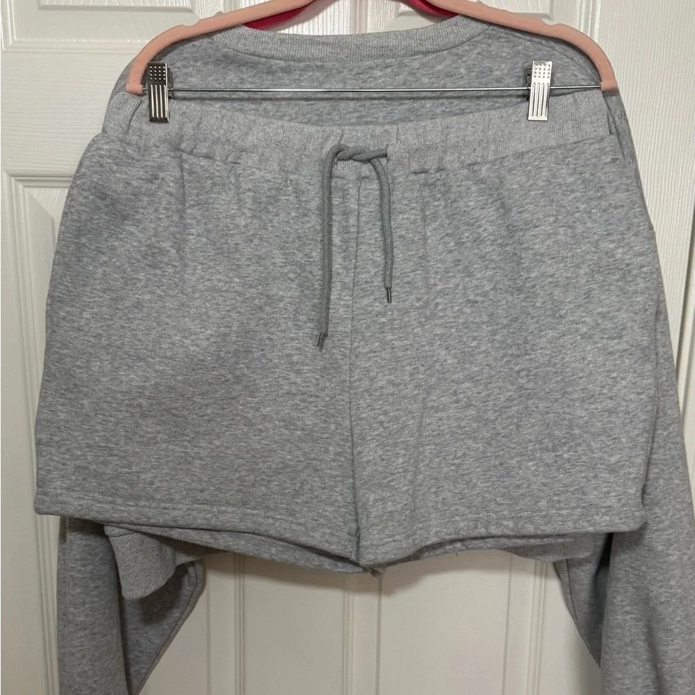 Cropped Crewneck Sweatshirt in Heather Gray - Picture 9 of 12